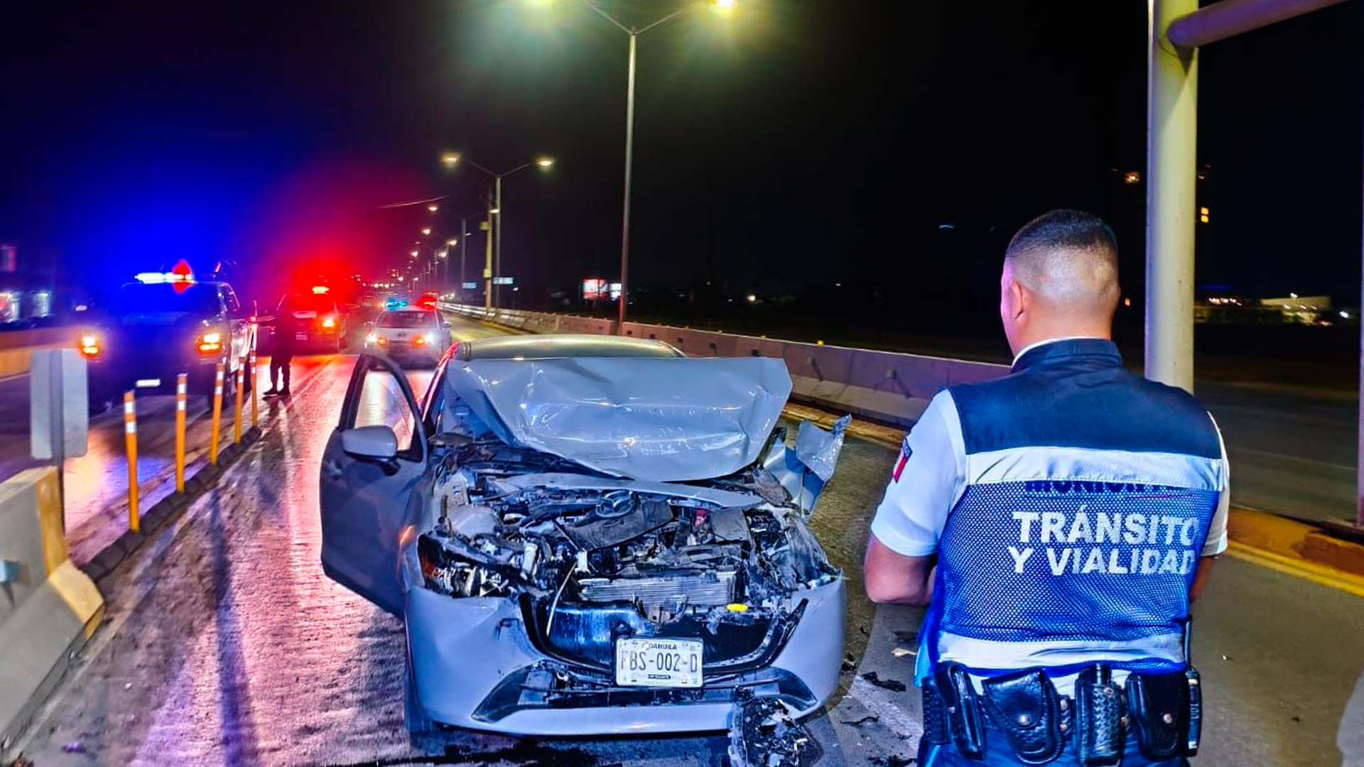 Abandonan Vehículo Después de Accidente en Bulevar Nogalera de Torreón